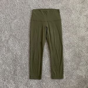 Lululemon Wunder Under Crop